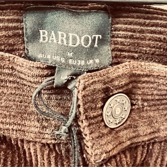 Bardot Booty- Cord High Waist Pant in chocolate - Picture 9 of 16